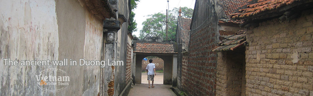 ancient-wal-in-Duong-lam